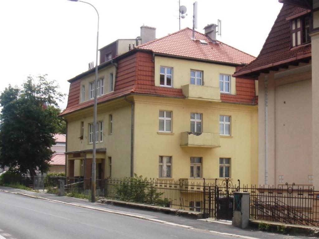 Apartments Vera Κάρλοβι Βάρι Δωμάτιο φωτογραφία